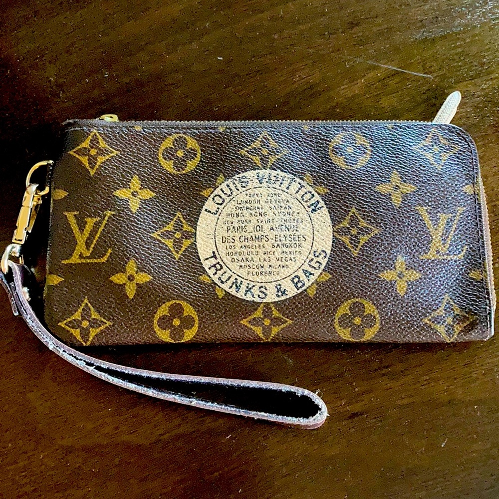 Louis Vuitton Wallet